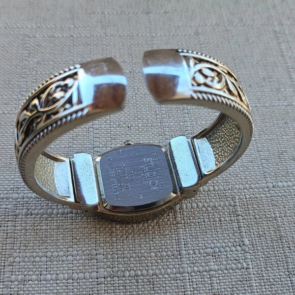 Studio Time Ladies Wristwatch Silver Tone Analog Quartz Cuff Band Wrist Watch - Picture 9 of 10